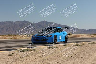 media/Oct-24-2025-Doghouse Garage (Fri) [[783d2ff07a]]/1-Advanced/Session 3 (Turn 15 Inside)/